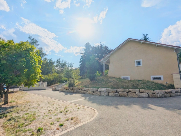 Maison à vendre 7 pièces TECHE (38)