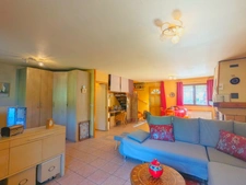 House for Sale (110 m²) – 6 Rooms – Located in Méaudre (38) – Set on 1,840 m² of Land – 3 Bedrooms + Duplex Apartment (26 m²) with Terrace – Garage Included