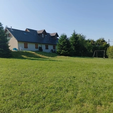 Maison à vendre  6 pièces sur MEAUDRE (38)  sur 1840 m² de terrain avec 3 chambres et appartement en duplex (26 m²) avec terrasse + garage