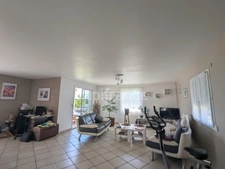 Maison à vendre  6 pièces  (38) Tullins - Maison de plain-pied de 153 m², 4 chambres, piscine, sur 2200 m² de terrain plat, superbe vue degagée