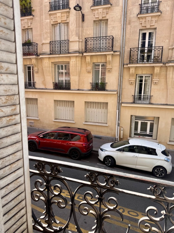 PARIS 12ᵉ – DAUMESNIL,  2 PIÈCES À RÉNOVER