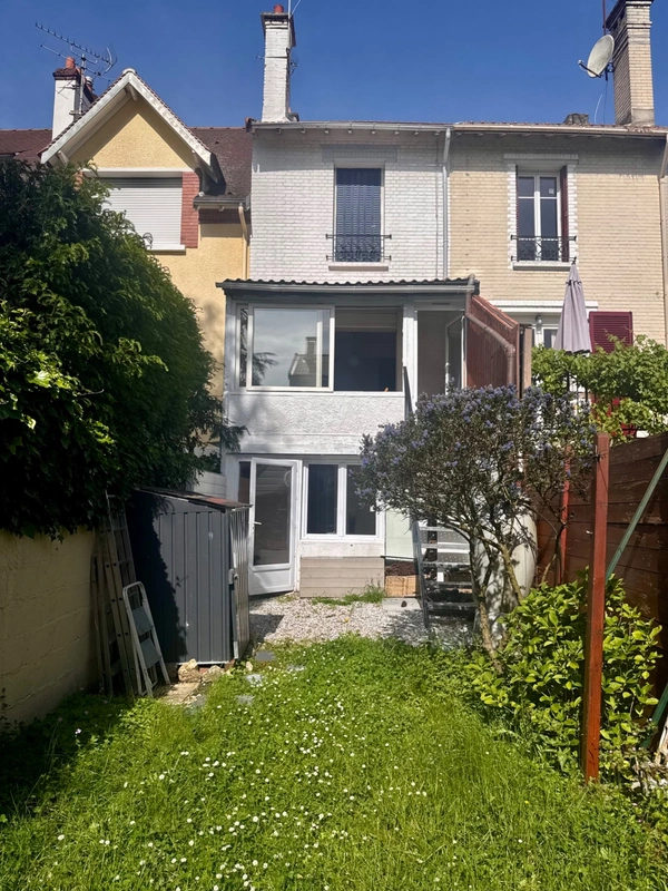 Le Perreux-sur-Marne – Maison avec jardin et garage- Quartier recherché et au calme