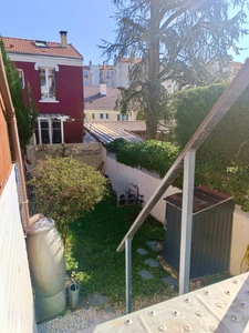 Maison de ville avec jardin, garage et beaux volumes, au calme dans un quartier recherché du Perreux-sur-Marne
