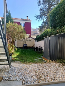 Le Perreux-sur-Marne – House with garden and garage – Sought-after and quiet neighborhood