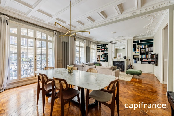 PARIS XVII –PEREIRE- APPARTEMENT T4 DE STANDING – CHARME DE L’ANCIEN – RÉNOVATION D’ARCHITECTE
