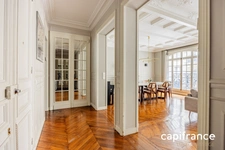 PARIS XVII – PEREIRE – LUXURY 3-BEDROOM APARTMENT – OLD-WORLD CHARM – ARCHITECT-DESIGNED RENOVATION