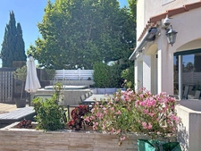 Maison de ville avec terrasse plein Sud, garage et très belles prestations – Marseille 12e / Montolivet