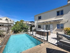 MARSEILLE 13e (Les Olives) – Rare Propriété de 167 m² : Jusqu'à 4 Logements Indépendants ou Grande Maison Familiale, Piscine, Garages & DPE A