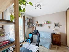 MARSEILLE 14ᵉ – APPARTEMENT T4 LUMINEUX AVEC BALCON + CAVE & GARAGE EN SUPPLÉMENT NON INCLUS DANS LE PRIX 