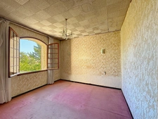 MARSEILLE 13e – MAISON ANCIENNE 5 PIÈCES À RÉNOVER – 4 CHAMBRES – TERRAIN 369 m² – GARAGE - CAVE- DPE D
