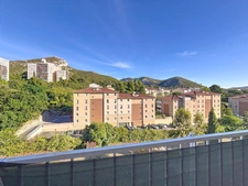 Marseille 10ᵉ - Quartier Saint-Tronc- Type 4 avec balcon, loggia et cave  
