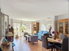 13012 Marseille à Montolivet – Maison surélevée sur garage, avec 3 chambres, terrasse plein Sud et DPE B