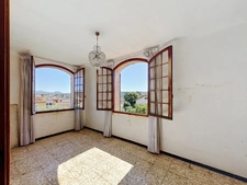 MARSEILLE 13e – MAISON ANCIENNE 5 PIÈCES À RÉNOVER – 4 CHAMBRES – TERRAIN 369 m² – GARAGE - CAVE- DPE D