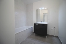 ROBION (84440) – Rare à la vente : Maison de plain-pied avec jardin, terrasse et 2 parkings au cœur du Luberon - 235.000 €