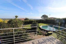 EXCLUSIVITÉ : Villa avec Vue Imprenable sur la Mer et l’Étang