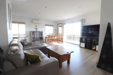 EXCLUSIVITÉ : Villa avec Vue Imprenable sur la Mer et l’Étang