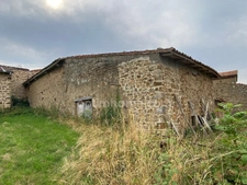 Petit corps de ferme à rénover !