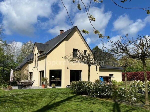 Hauteurs de Honfleur - Maison contemporaine - 222 m2 au sol - 1 suite en RDC -  3 chambres - Garage - Terrain 2670 m2