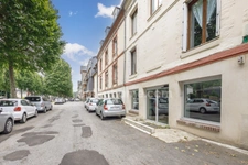 Honfleur centre ville - Local commercial ou bureau à vendre - 166 m2 - Plain pied -