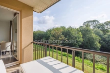 Proximité de Honfleur - Appartement T2 - 31.60 m2 - 1 chambre - terrasse - Parking - 1er et dernier étage sans ascenseur - Résidence avec piscine