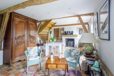 Proximité de Dozulé - Maison de caractère avec dépendances - 105 m2 - 4 chambres - Terrain 1680 m2 - Parkings