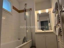 Proximité de Honfleur - Appartement T2 - 1er étage sans ascenseur - 31,60 m2 - 1 chambre - Terrasse - Parking
