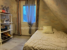 Proximité de Honfleur - Maison sur sous sol -  135 m2 - 4/5 chambres - Terrain 654 m2 -                                                                                            