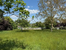 Honfleur centre - Terrain à bâtir borné et viabilisé - 950 m2 environ