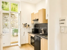 HONFLEUR – CHARMANT APPARTEMENT 2 PIÈCES DE 32 m2 - PLAIN PIED - COUR PRIVATIVE ET VUE SUR LE BASSIN