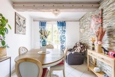 Proche de CAGNY et MONDEVILLE - Maison sur sous sol - 105 m2 - 3 chambres - Terrain 770 m2