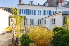 HONFLEUR – DEMEURE BOURGEOISE D’EXCEPTION À FORT POTENTIEL - 389 m2 - 10 chambres - Terrain 570 m2 - Terrasses - Cave - Parking