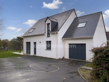 Proximité de Beuzeville - Maison - 130 m2 - 4 chambres dont 1 RDC - Plain pied - DPE A - Garage - Terrasse - Terrain 900 m2