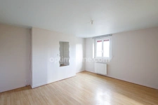 Périphérie immédiate de Honfleur - Maison de ville - 82 m2 au sol - 2 chambres - Stationnement gratuit à proximité -