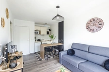 Proximité immédiate de Honfleur - Appartement T2 - 31.50 m2 - 1 chambre - Terrasse - 1er et dernier étage sans ascenseur - Parking - Piscine