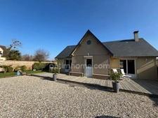 Proximité immédiate de Honfleur et du Pont de Normandie - Maison de plain pied - 138 m2 -3 chambres dont 1 RDC - Terrain 876 m2 - Parkings