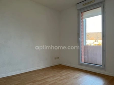 Aux portes de Honfleur - Appartement de type T2 - 41.90 m2 - 1 chambre - Terrasse - 1er étage - Piscine - Parking