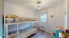 Proximité de Honfleur - Maison de 59 m2 en coropriété  - 2 chambres - Carport / Terrasse - Jardinet - Parking - Piscine et aires de jeux
