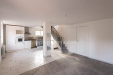 Périphérie immédiate de Honfleur - Maison de ville - 82 m2 au sol - 2 chambres - Stationnement gratuit à proximité -