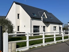Hauteurs de Houlgate - Maison contemporaine - 197 m2 - 5 chambres dont 1 suite en RDC - Garage - Parkings - Terrain 658 m2