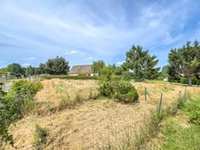 À VENDRE – Terrain viabilisé à bâtir avec projet possible de maison – À 10 km de Honfleur - 505 m2