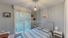 Proximité de Honfleur - Maison de 59 m2 en coropriété  - 2 chambres - Carport / Terrasse - Jardinet - Parking - Piscine et aires de jeux