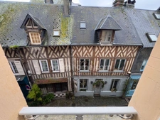 HONFLEUR - PLACE SAINTE CATHERINE - STUDIO - 16 M2- 2EME ETAGE SANS ASCENSEUR