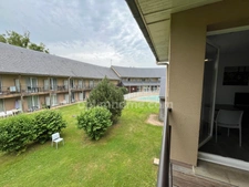 Proximité de Honfleur - Appartement T2 - 1er étage sans ascenseur - 31,60 m2 - 1 chambre - Terrasse - Parking