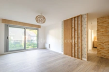 HONFLEUR Centre - Appartement en résidence - 3èeme étage sans ascenseur - T3 de 63.40 M2 - 2 chambres - Terrasse - Cave, parking et garage