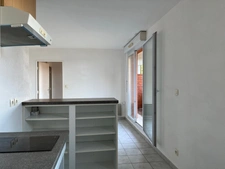 Aux portes de Honfleur - Appartement de type T2 - 41.90 m2 - 1 chambre - Terrasse - 1er étage - Piscine - Parking
