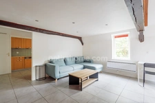 Honfleur centre ville - Appartement de type T3 en duplex - 77.20 m2 au sol, 56.60 m2 carrez - 2 chambres 