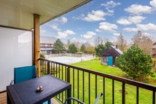3 km du centre de Honfleur - Résidence avec piscine - Studio meublé de 21.12 m2 avc terrasse - Parking