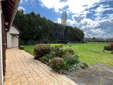 Proximité de Pont l'Evèque - Maison de 144 m2 - 3 chambres dont 1 rdc - Dépendance 65 m2 avec garage - Terrain 2177 m2
