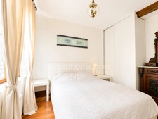 Honfleur centre ville - Appartement de type T2 - 52.30 m2 - 1 chambre - 1er étage sans ascenseur - Parking à proximité