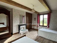 PROPRIÉTÉ DE CARACTÈRE AVEC GÎTE INDÉPENDANT – PENNEDEPIE : ENTRE HONFLEUR ET DEAUVILLE – APERCU MER